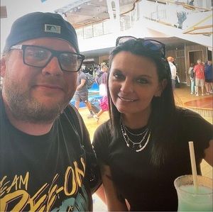 Meet your Posher, Leanna aaron